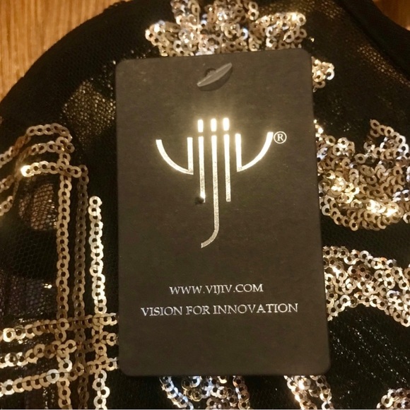 Vision for Innovation Black & Gold Sequined Gown - Picture 4 of 4